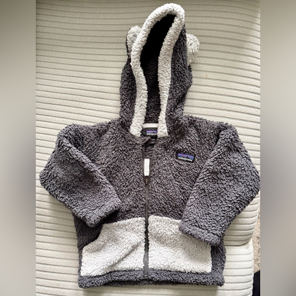 Patagonia Baby Furry Friends Hoody. Size 6-12M